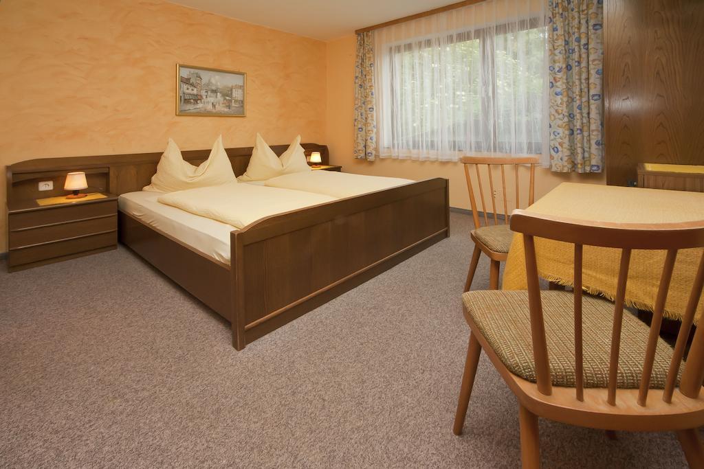 Haus Fischer Velden am Wörthersee Δωμάτιο φωτογραφία