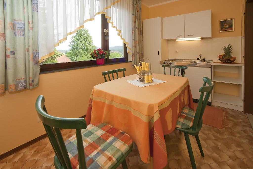 Haus Fischer Velden am Wörthersee Δωμάτιο φωτογραφία